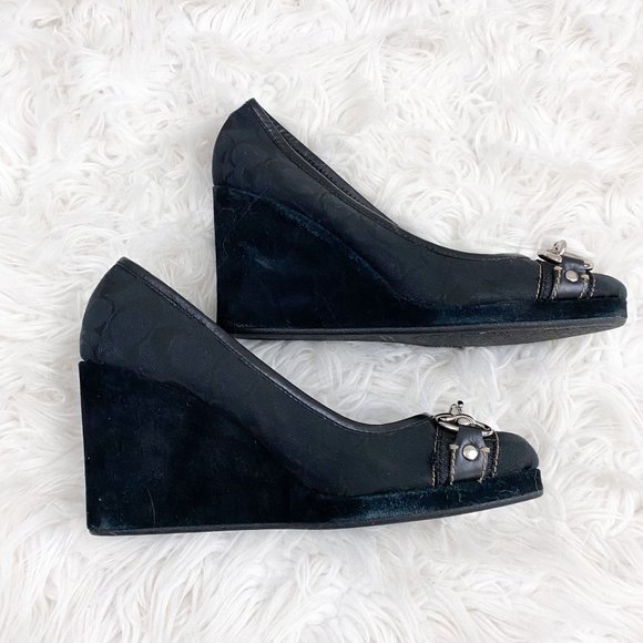 Coach Issy Black Logo Wedge Buckle Heels size 8 - Picture 4 of 6